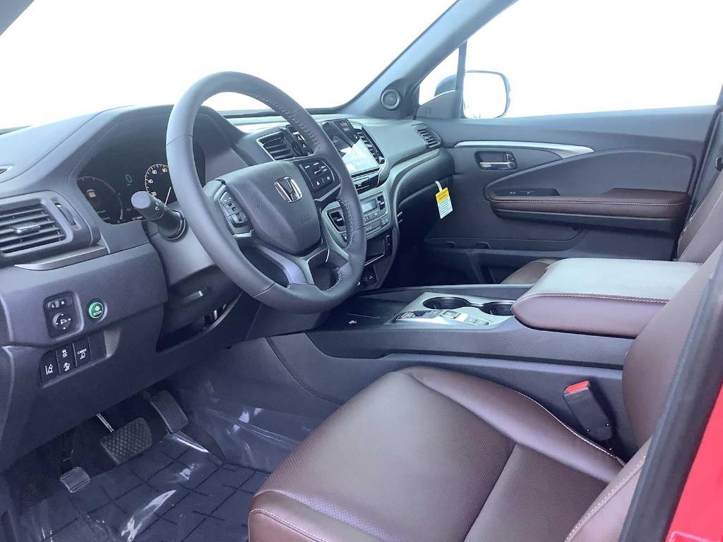new 2025 Honda Ridgeline car, priced at $42,193
