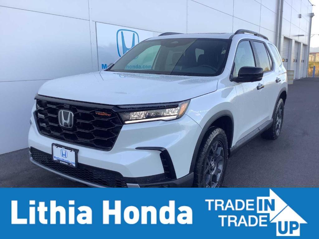 new 2025 Honda Pilot car, priced at $49,464