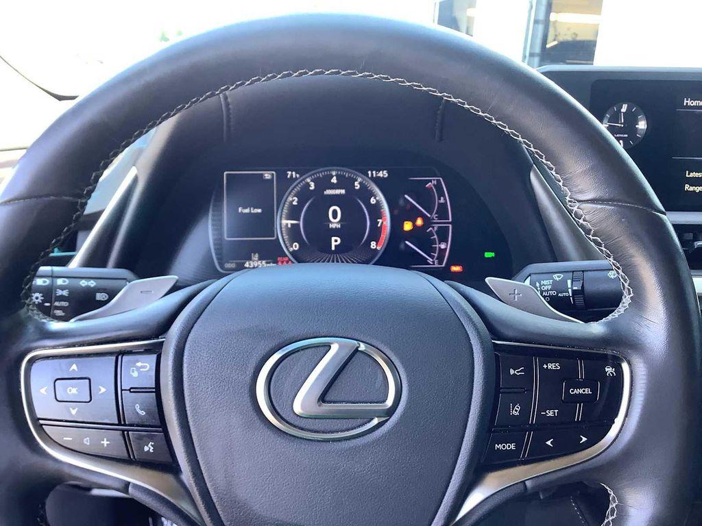 used 2019 Lexus ES 350 car, priced at $30,557