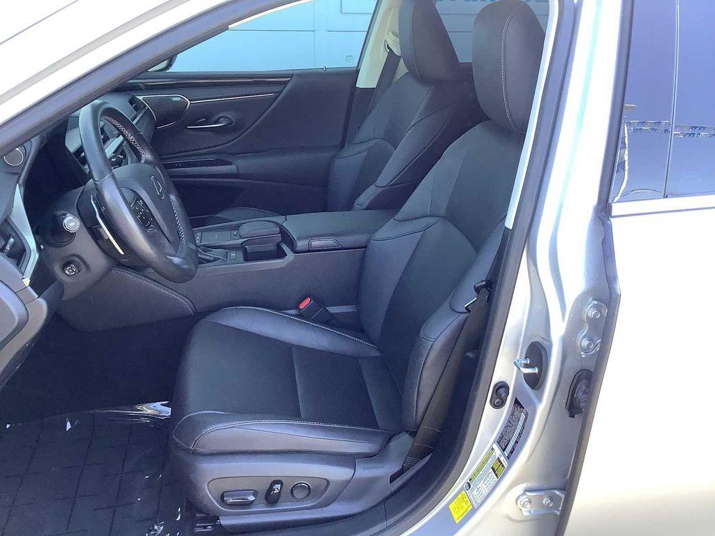 used 2019 Lexus ES 350 car, priced at $30,557
