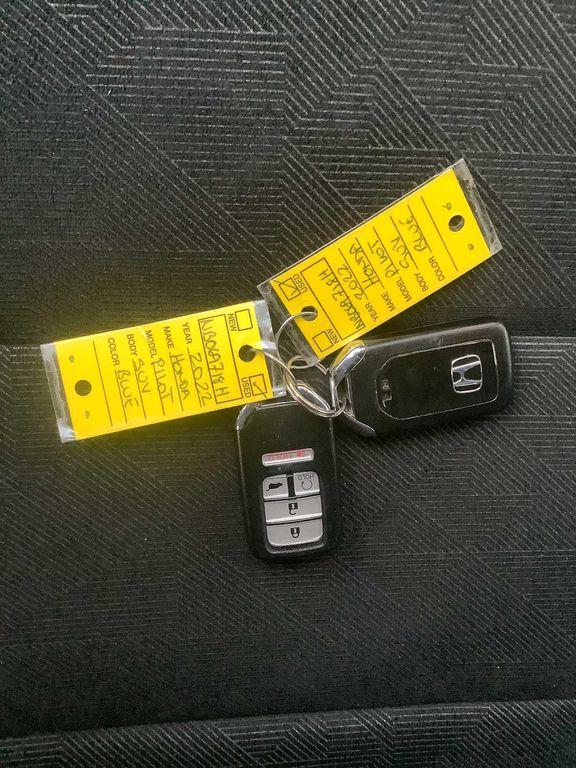 used 2022 Honda Pilot car, priced at $33,567