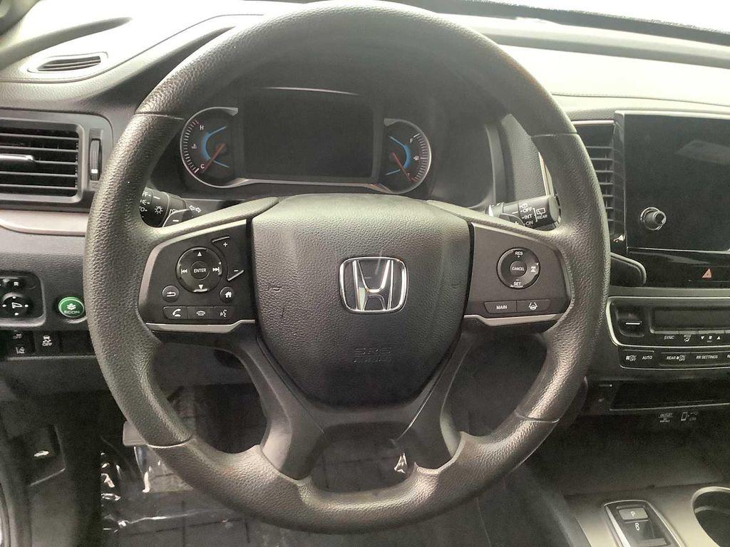 used 2022 Honda Pilot car, priced at $33,567