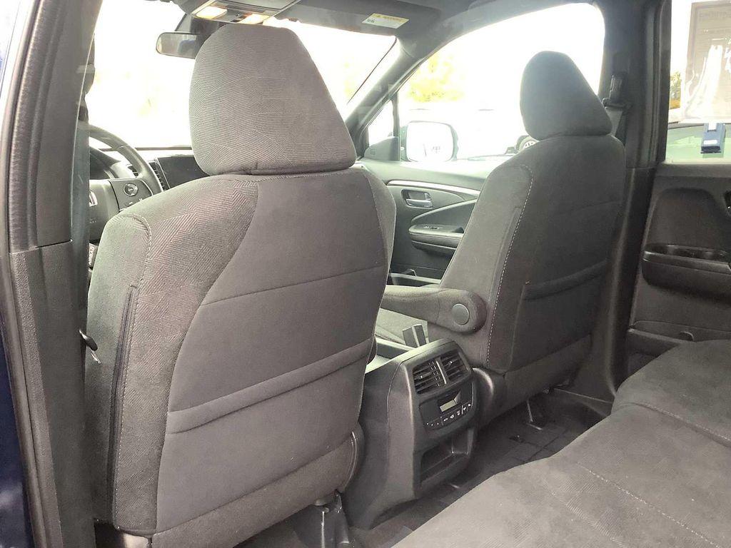 used 2022 Honda Pilot car, priced at $33,567