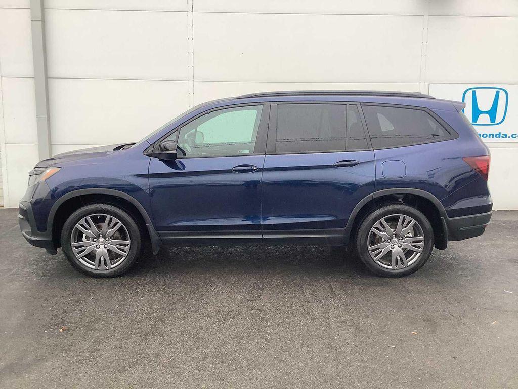 used 2022 Honda Pilot car, priced at $33,567