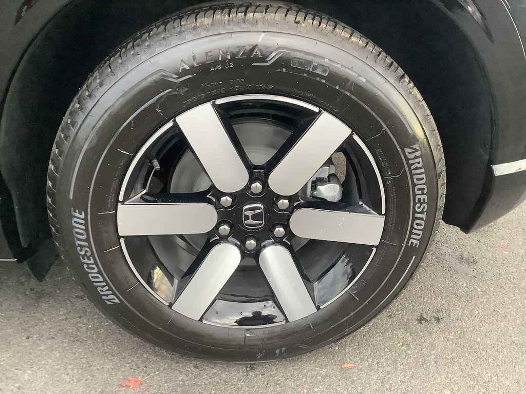 new 2026 Honda Prologue car, priced at $56,450