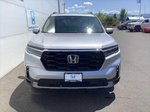 new 2025 Honda Pilot car, priced at $48,481