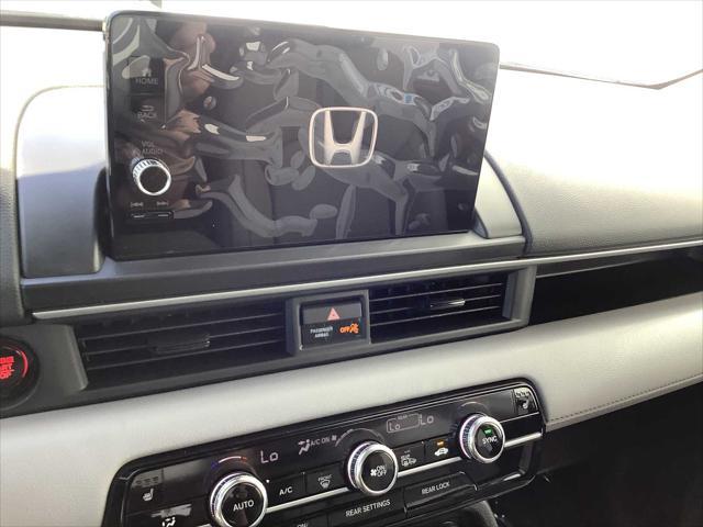 new 2025 Honda Pilot car, priced at $48,481