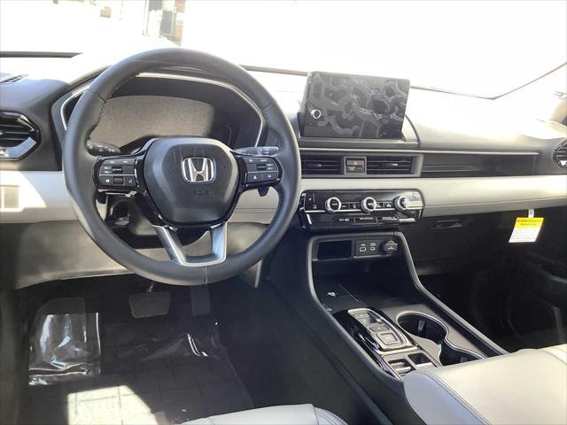 new 2025 Honda Pilot car, priced at $48,481