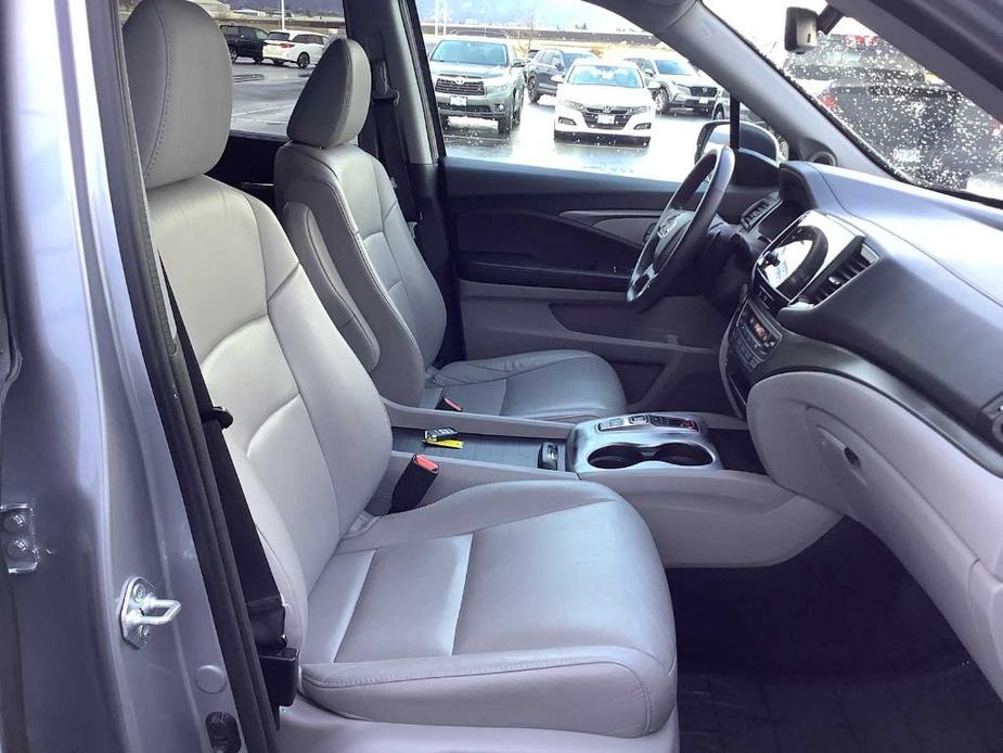 used 2022 Honda Pilot car, priced at $35,967