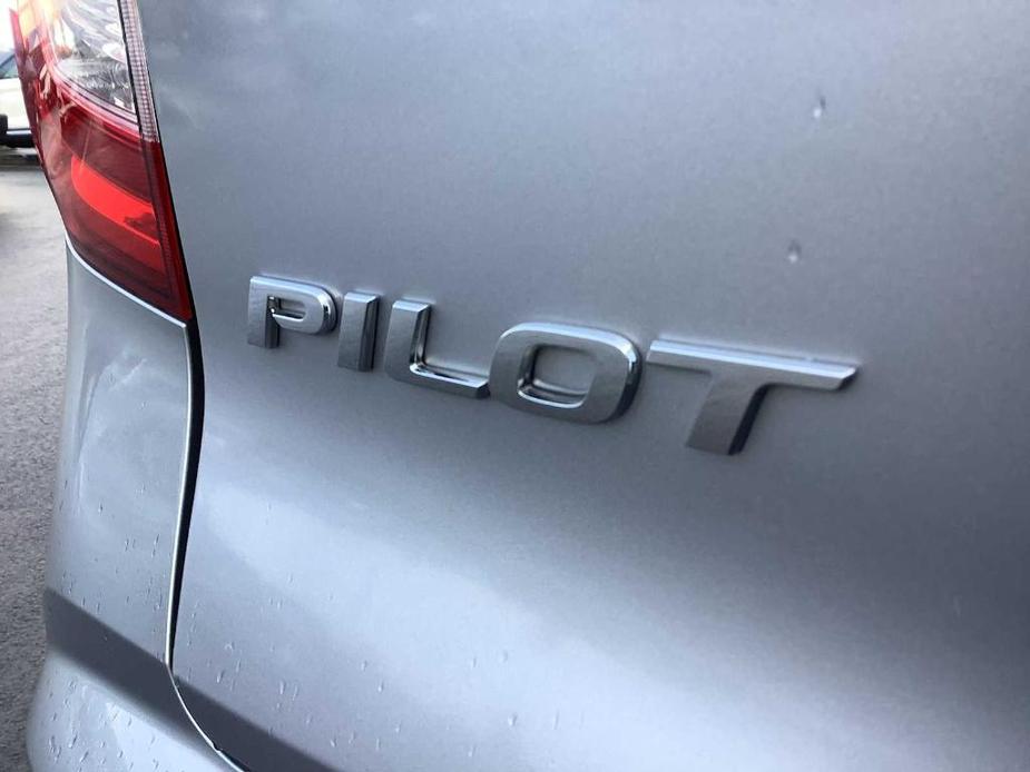 used 2022 Honda Pilot car, priced at $35,967