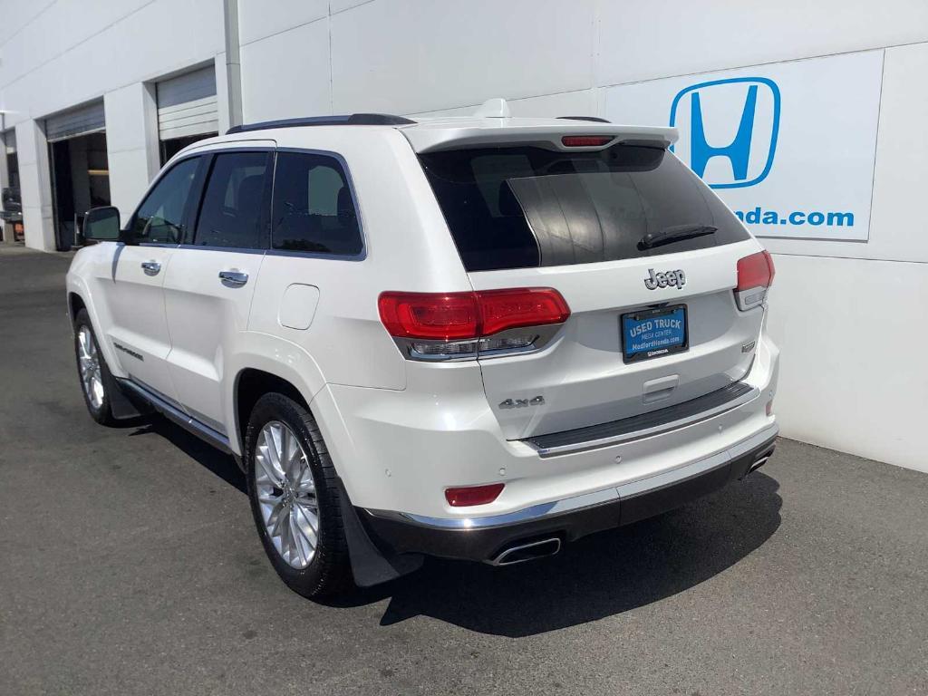 used 2017 Jeep Grand Cherokee car, priced at $22,917