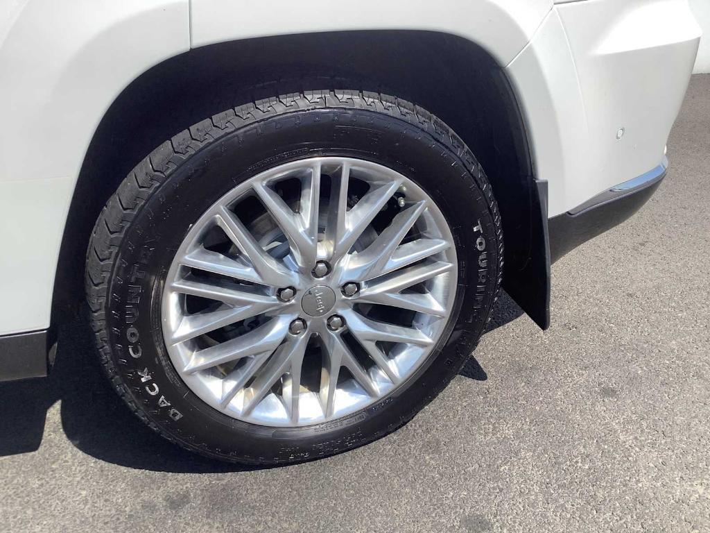 used 2017 Jeep Grand Cherokee car, priced at $22,917