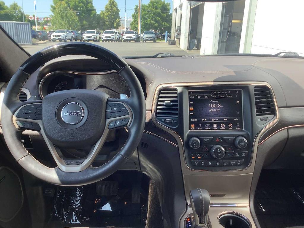 used 2017 Jeep Grand Cherokee car, priced at $22,917