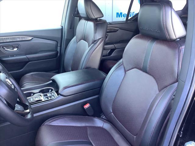 new 2025 Honda Pilot car, priced at $52,804