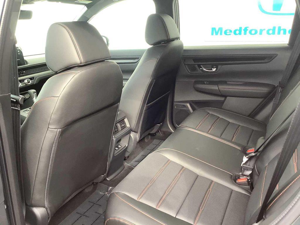 new 2026 Honda CR-V Hybrid car, priced at $39,833