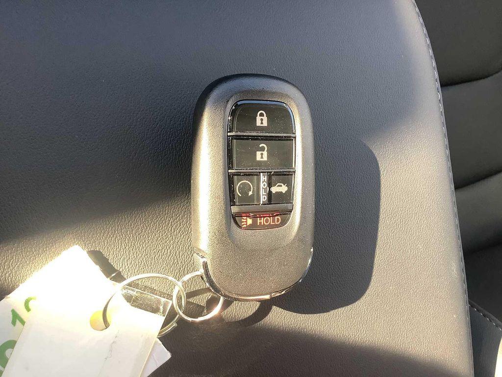 new 2025 Honda Accord Hybrid car, priced at $37,666