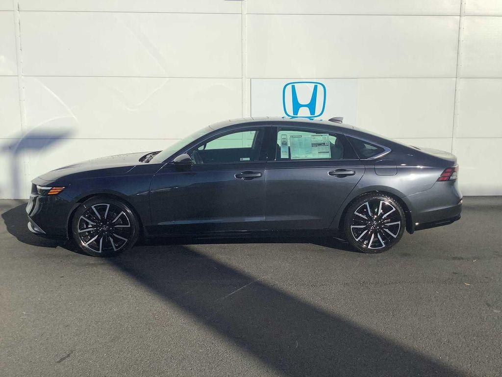 new 2025 Honda Accord Hybrid car, priced at $37,666