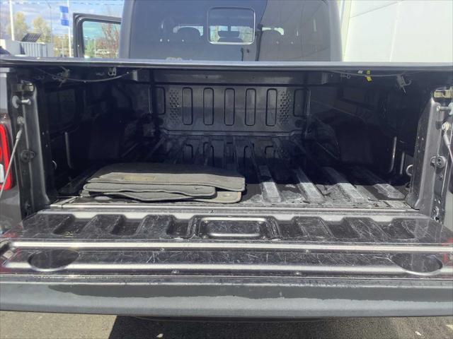 used 2023 Jeep Gladiator car, priced at $34,267