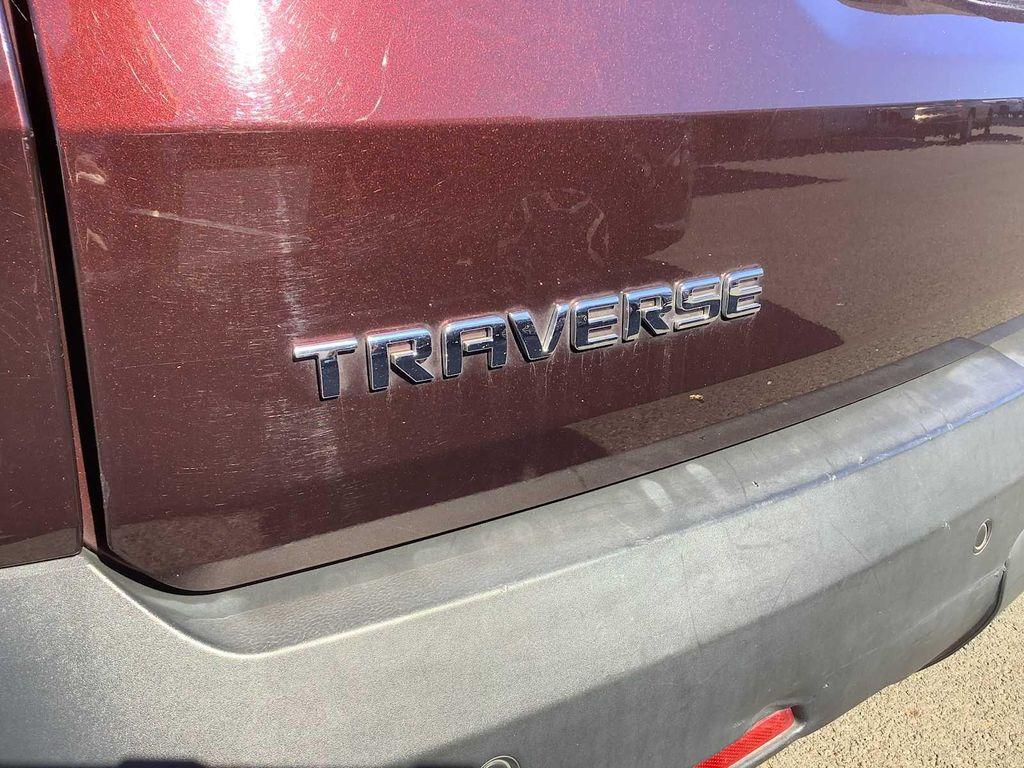 used 2020 Chevrolet Traverse car, priced at $22,167