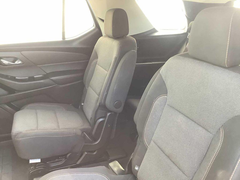 used 2020 Chevrolet Traverse car, priced at $22,167
