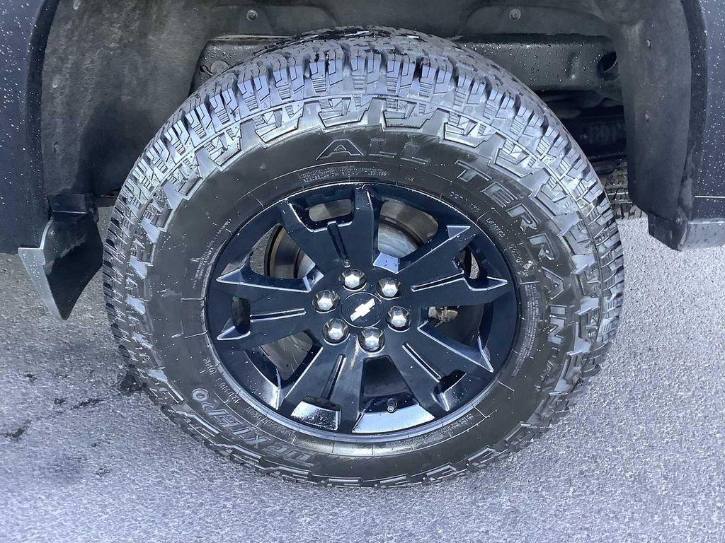 used 2020 Chevrolet Colorado car, priced at $27,237