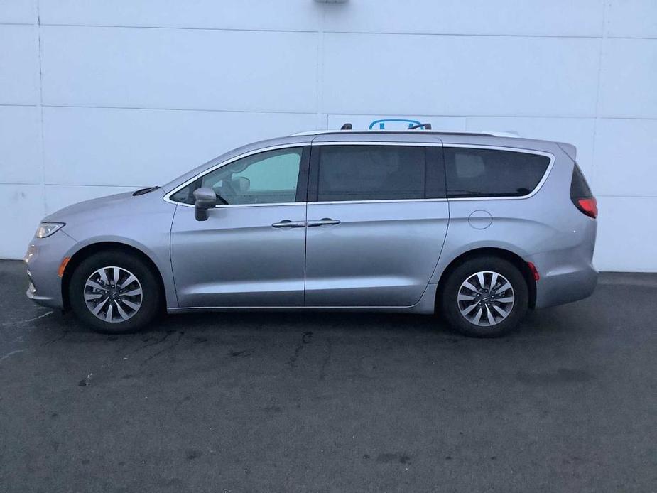 used 2021 Chrysler Pacifica car, priced at $23,787