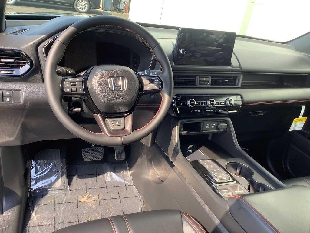 new 2025 Honda Pilot car, priced at $48,850