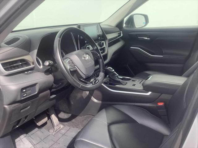 used 2021 Toyota Highlander Hybrid car, priced at $37,548