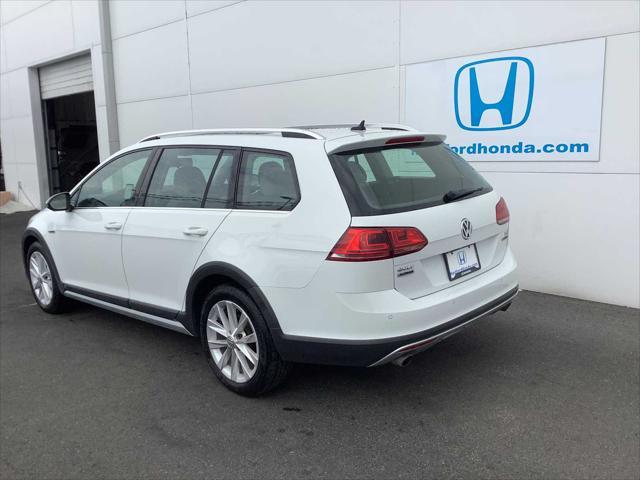 used 2017 Volkswagen Golf Alltrack car, priced at $20,400