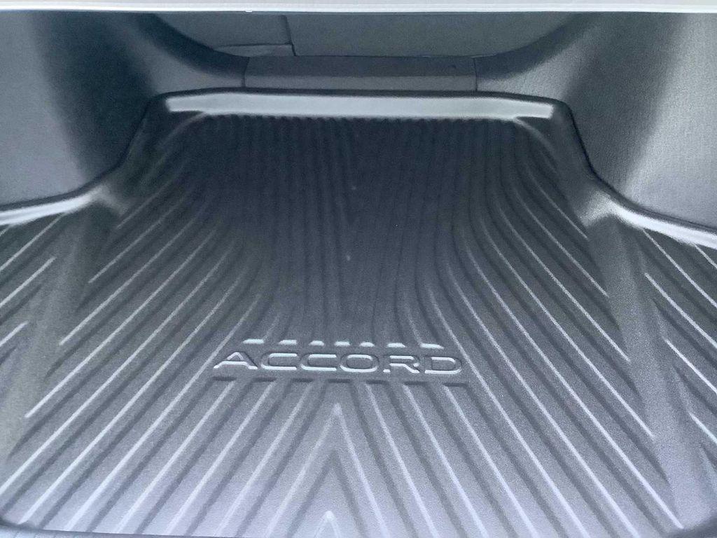 new 2025 Honda Accord Hybrid car, priced at $37,666