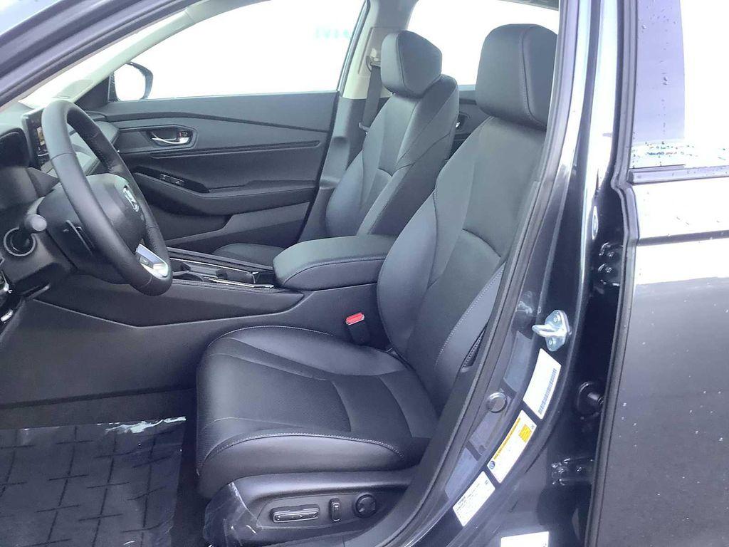 new 2025 Honda Accord Hybrid car, priced at $37,666