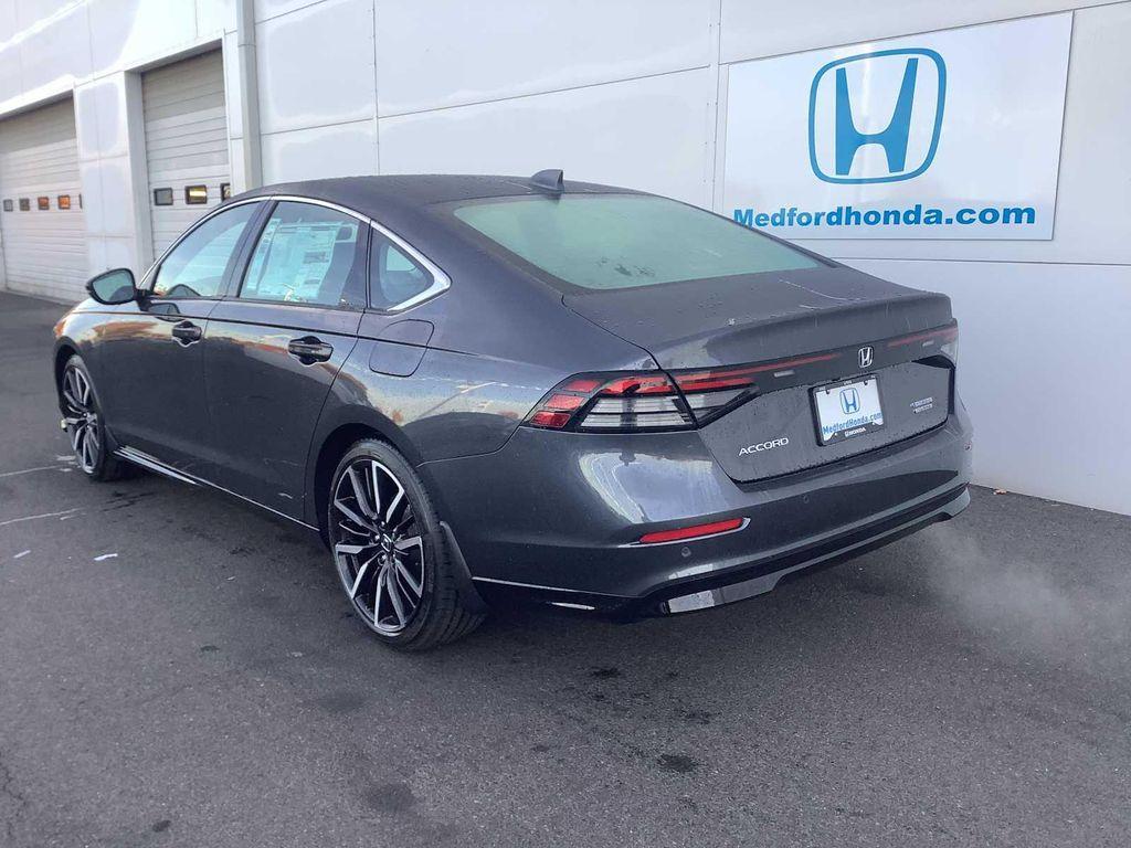 new 2025 Honda Accord Hybrid car, priced at $37,666