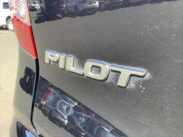 used 2022 Honda Pilot car, priced at $35,976