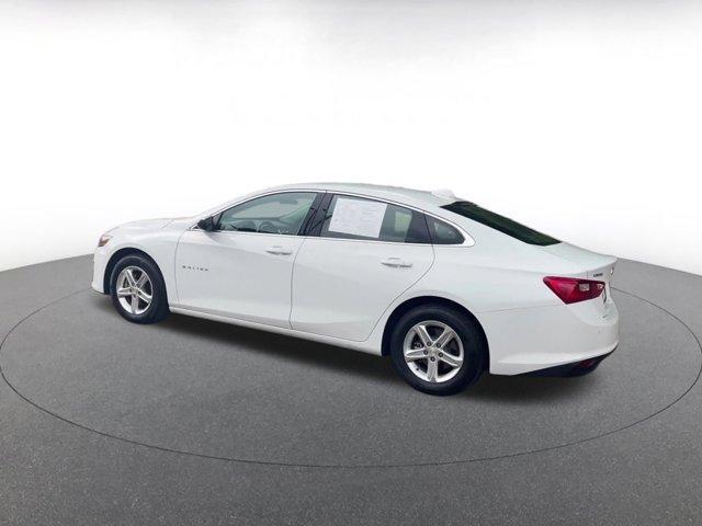 used 2024 Chevrolet Malibu car, priced at $19,287