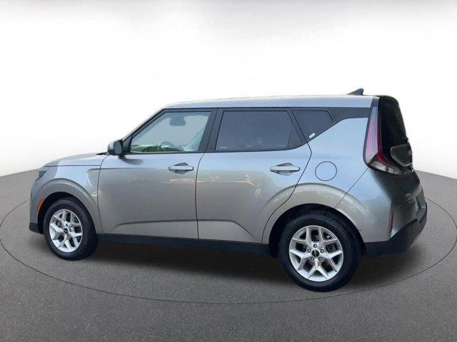 used 2024 Kia Soul car, priced at $16,857