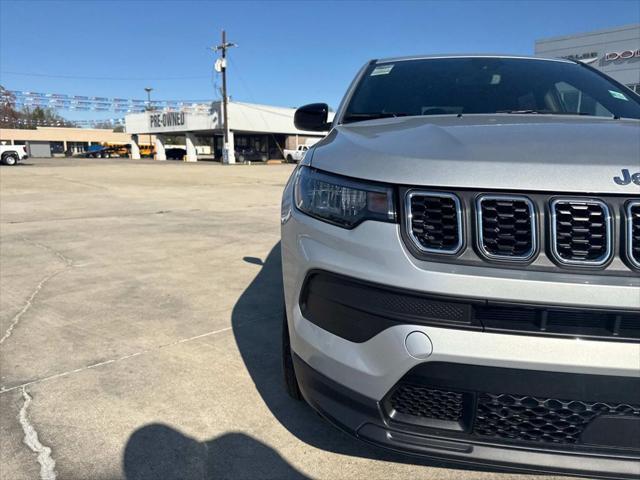new 2025 Jeep Compass car, priced at $26,090