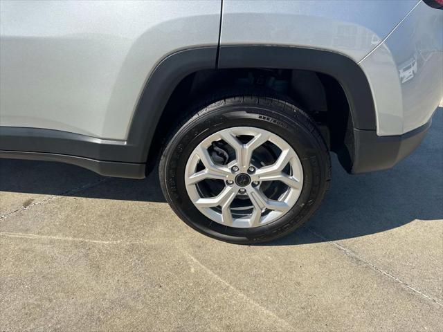 new 2025 Jeep Compass car, priced at $26,090