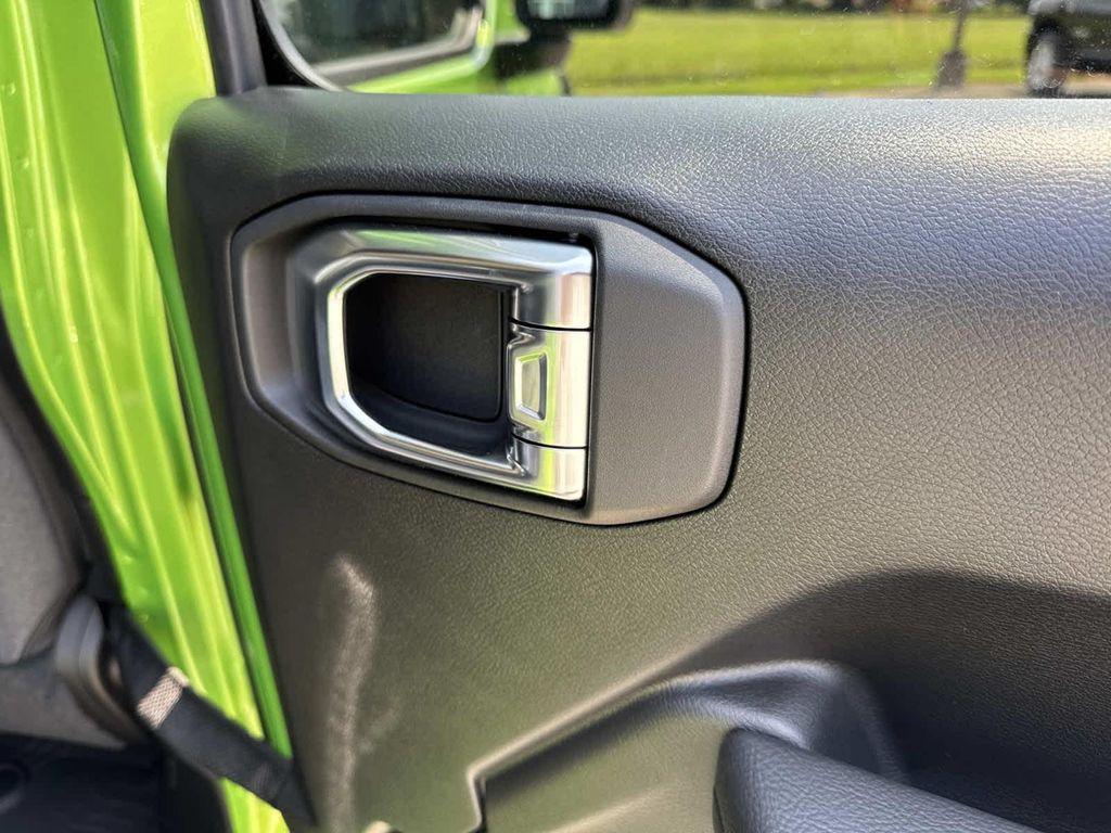 new 2025 Jeep Wrangler car, priced at $36,840