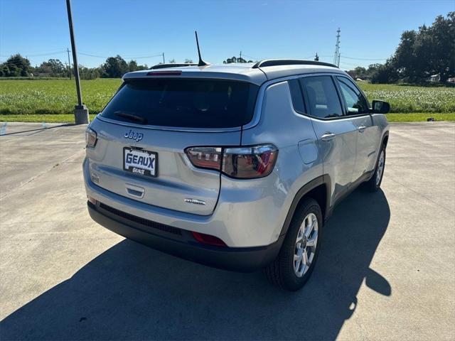 new 2025 Jeep Compass car, priced at $30,360