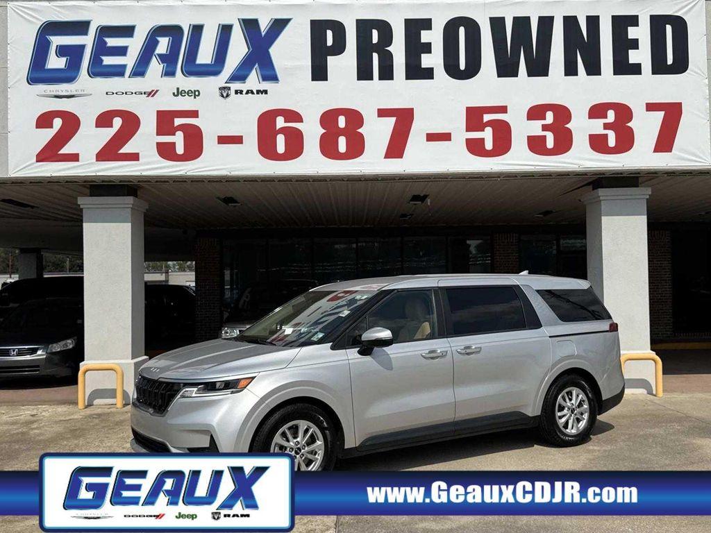 used 2023 Kia Carnival car, priced at $25,497