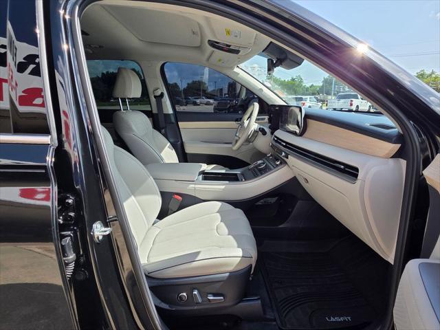 used 2024 Hyundai Palisade car, priced at $39,297