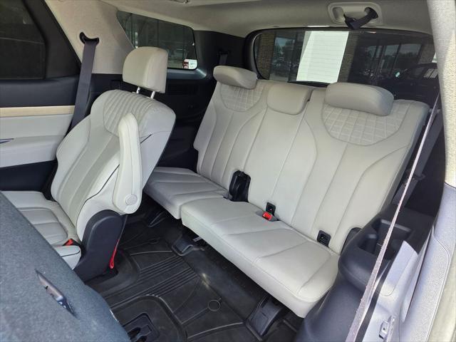 used 2024 Hyundai Palisade car, priced at $39,297