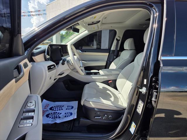 used 2024 Hyundai Palisade car, priced at $39,297