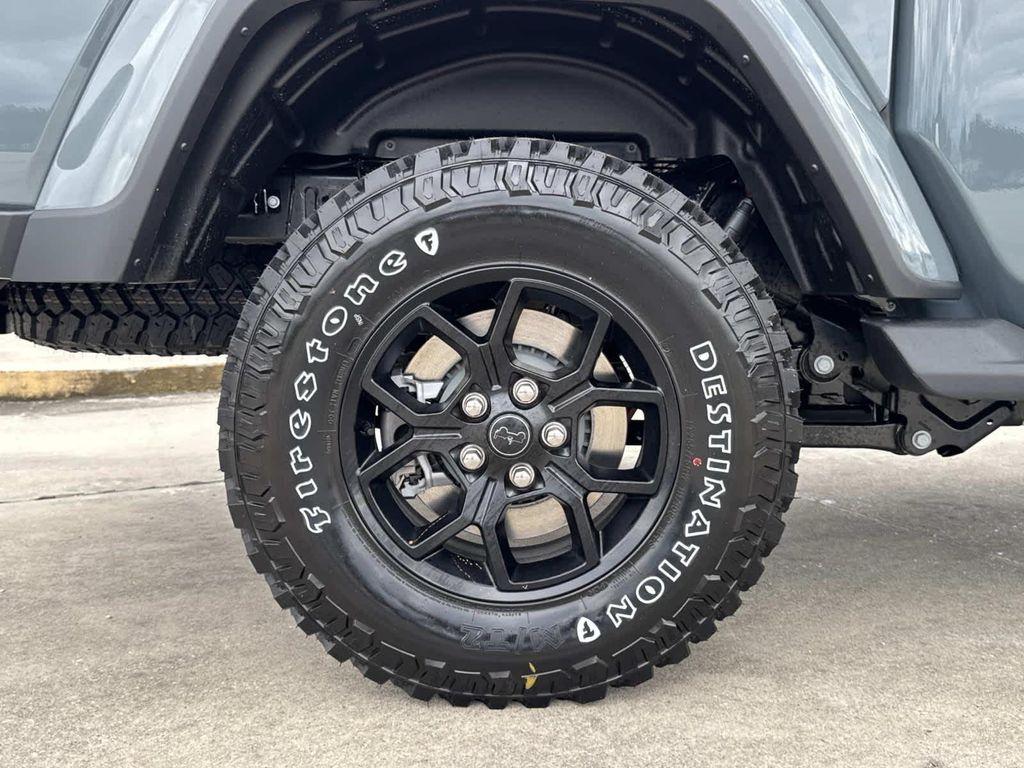new 2025 Jeep Gladiator car, priced at $42,105
