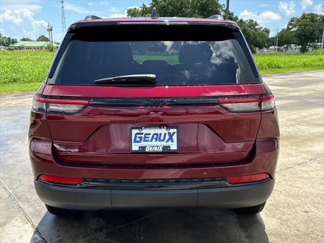 new 2025 Jeep Grand Cherokee car, priced at $44,730