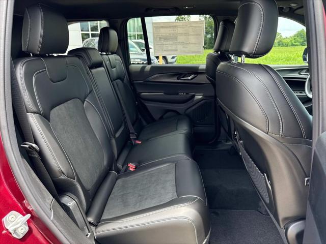 new 2025 Jeep Grand Cherokee car, priced at $44,730