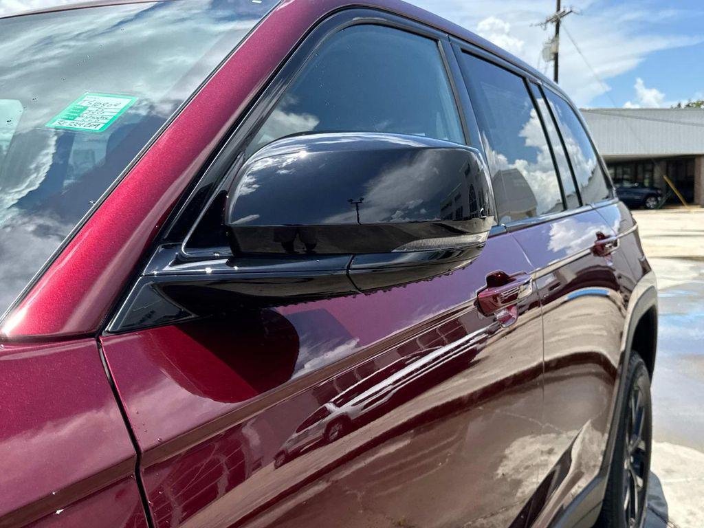 new 2025 Jeep Grand Cherokee car, priced at $44,730