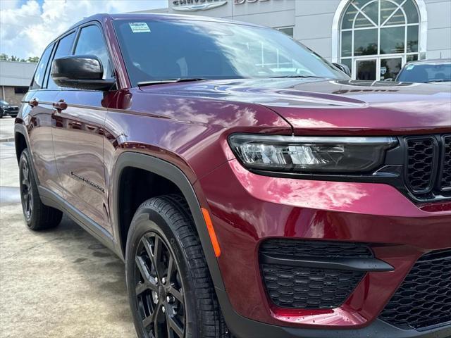 new 2025 Jeep Grand Cherokee car, priced at $44,730