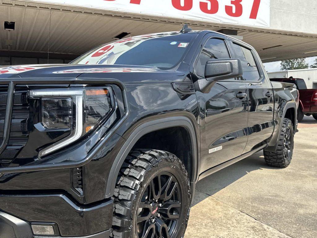 used 2024 GMC Sierra 1500 car, priced at $42,997