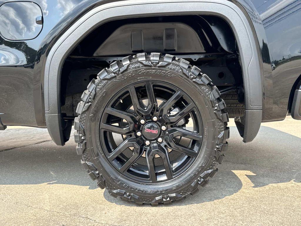 used 2024 GMC Sierra 1500 car, priced at $42,997